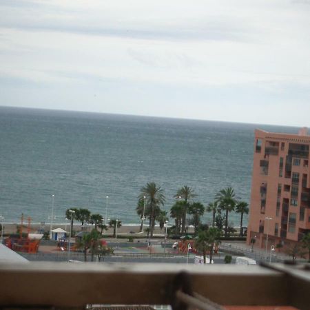 Paseo Maritimo De Poniente Lägenhet Málaga Exteriör bild